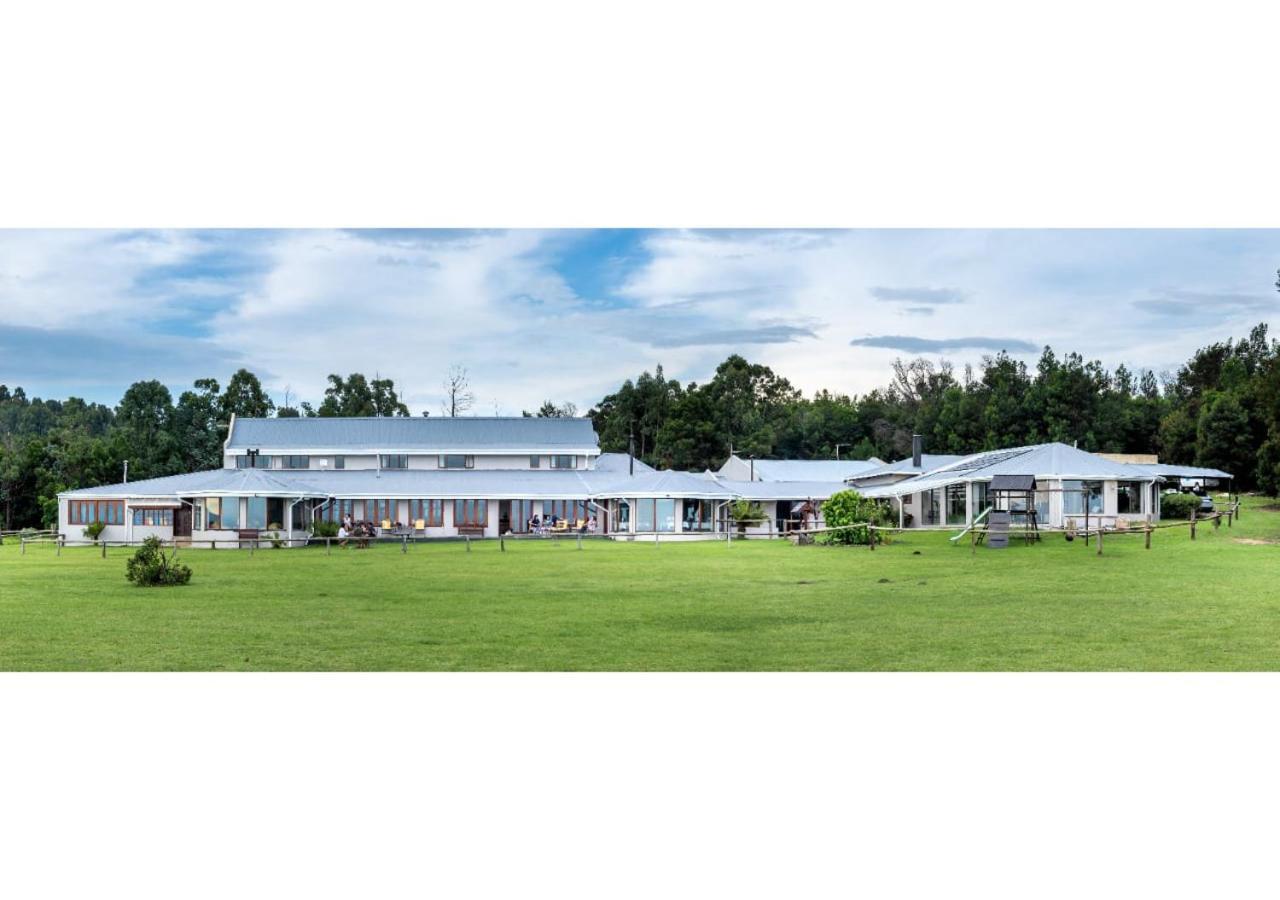 Hostal Drakensberg Mountain Retreat Bergville Exterior foto