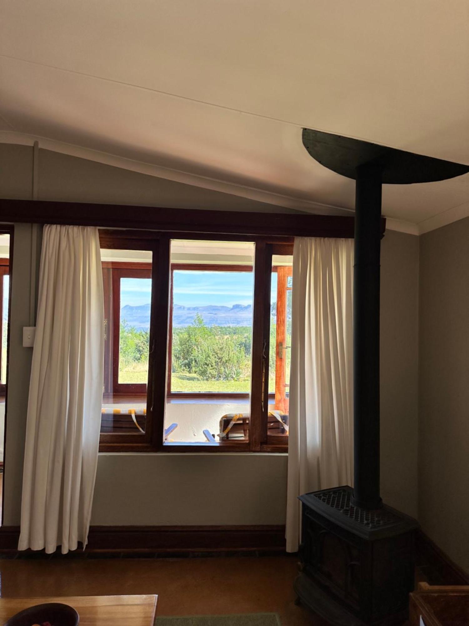 Hostal Drakensberg Mountain Retreat Bergville Exterior foto